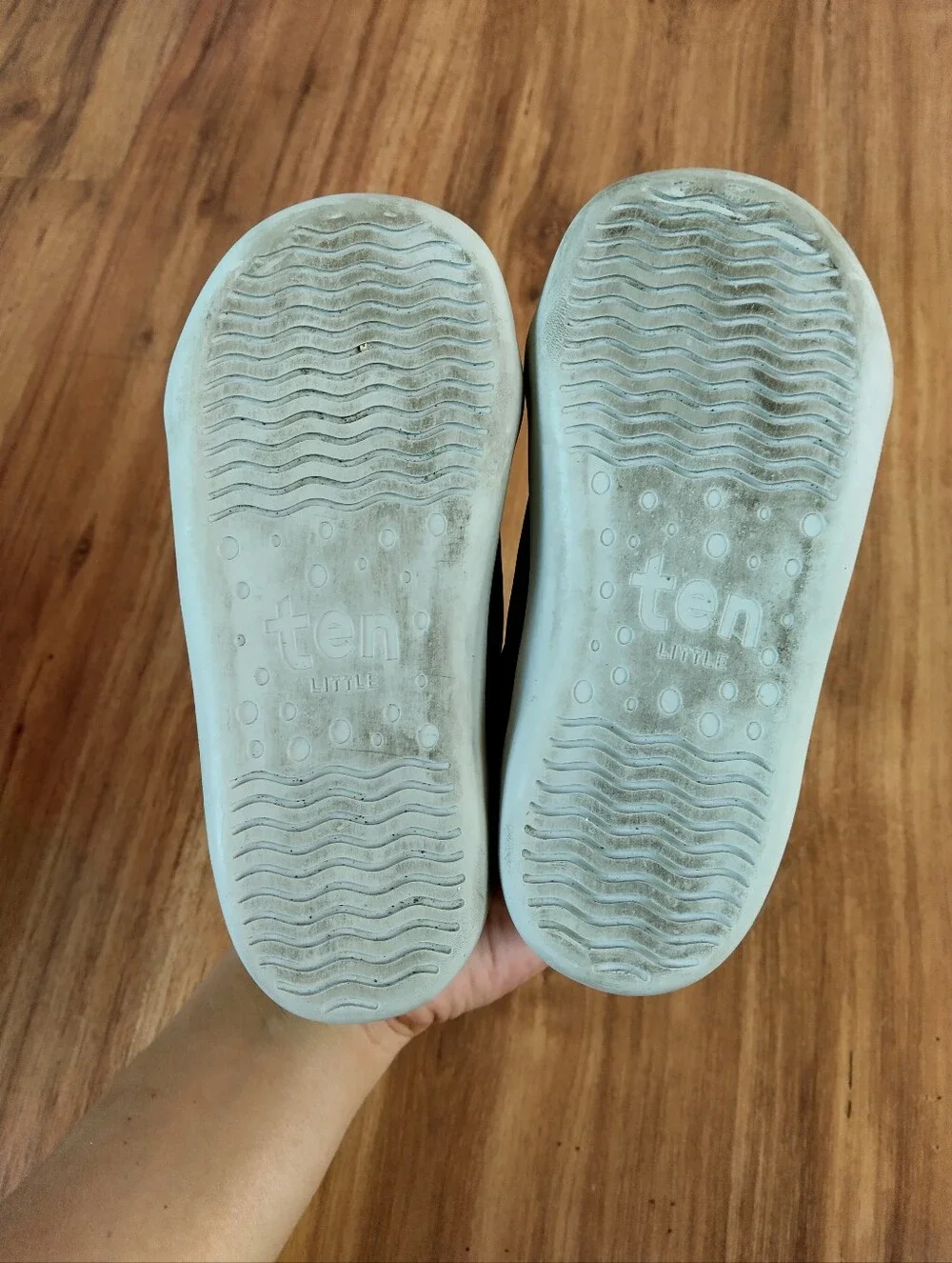 Ten Little Shoes Size 10